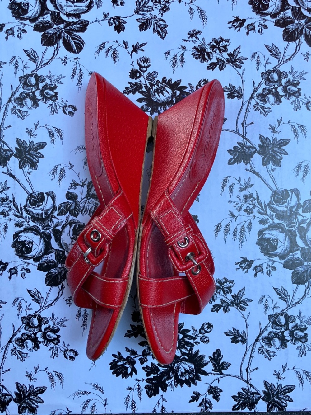 Prada Red Low Wedge Sandals Y2k, 90's, Vintage Womens EU 37.5 - Picture 12 of 16